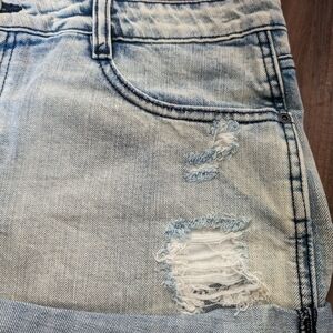 NWT/ RVCA/ DEMIN SHORTS/ SIZE 30